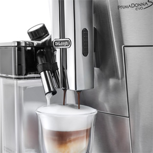 Ab März 2017 erhältlich: DeLonghi PrimaDonna S Evo Kaffeevollautomat (Foto: DeLonghi)